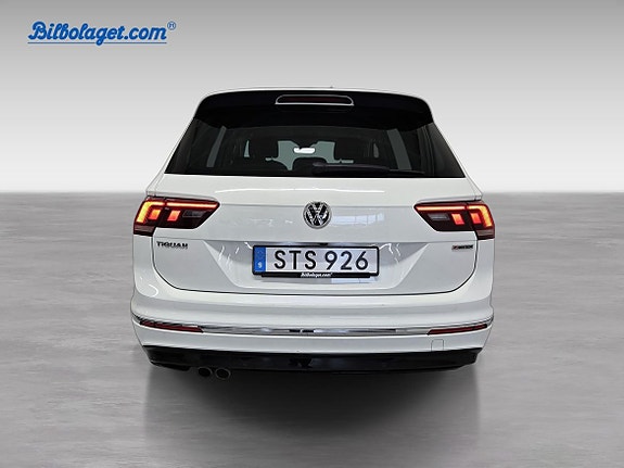 Volkswagen Tiguan 5 of 18