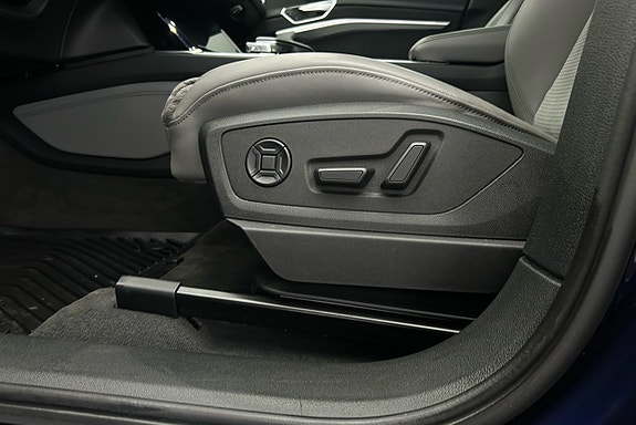Audi e-tron 16 of 30