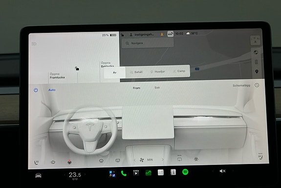 Tesla Model Y 19 of 26
