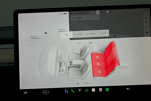 Tesla Model Y 20 of 26