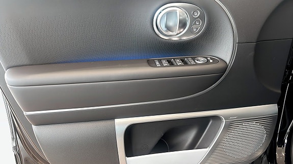 Hyundai Ioniq 9 11 of 13