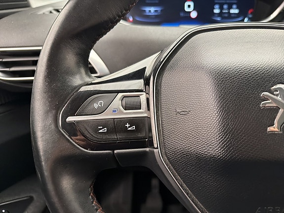 Peugeot 3008 12 of 25