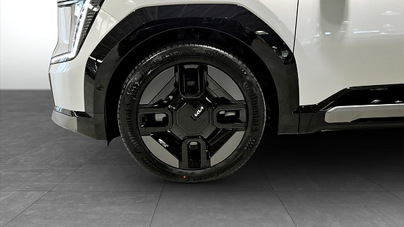 Kia EV9 9 of 13