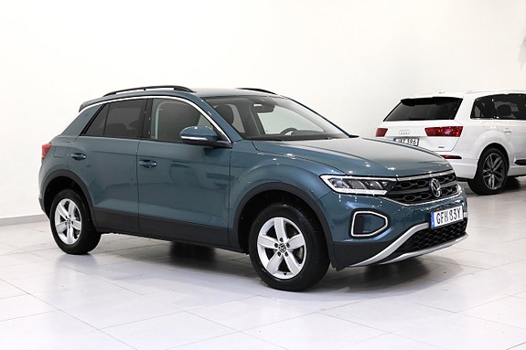 Volkswagen T-Roc 2 of 23