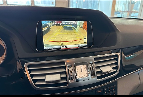 Mercedes-Benz E350 6 of 13