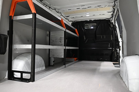 Ford Transit Custom 8 of 30