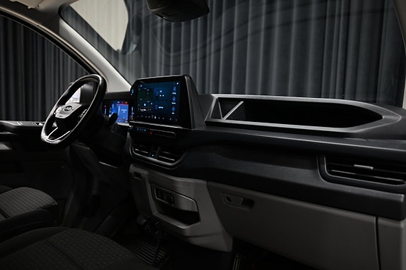 Ford Transit Custom 29 of 30