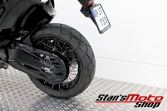 Honda Powersports X-ADV750 ABS 14 of 18