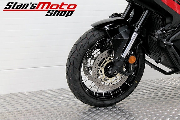 Honda Powersports X-ADV750 ABS 11 of 18