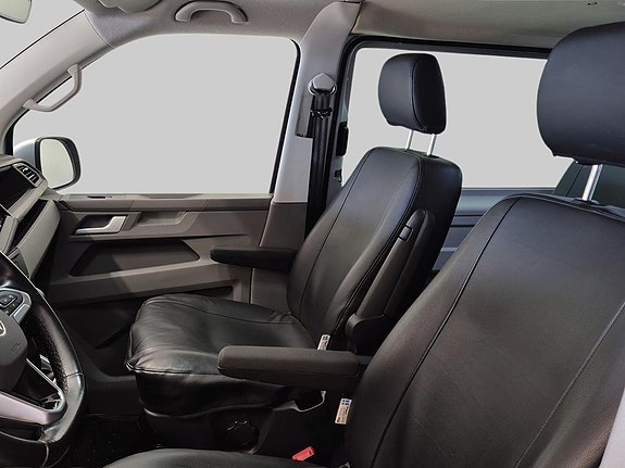 Volkswagen Transporter 10 of 17