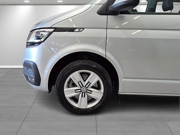 Volkswagen Transporter 5 of 17