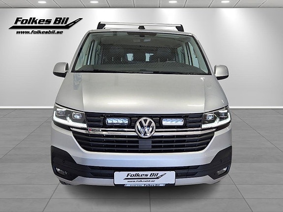 Volkswagen Transporter 2 of 17
