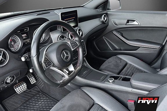 Mercedes-Benz CLA220 d 9 of 18