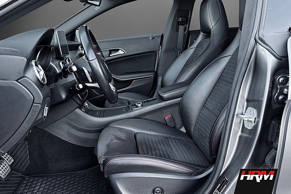 Mercedes-Benz CLA220 d 8 of 18