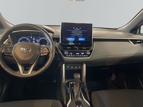 Toyota Corolla Cross 8 of 15