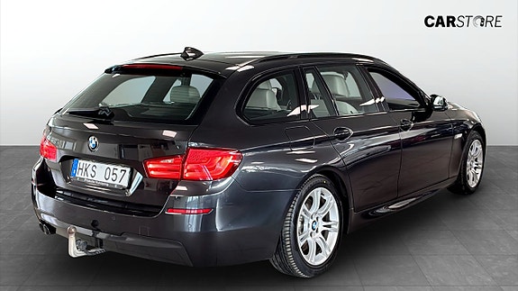 BMW 530xd 2 of 25