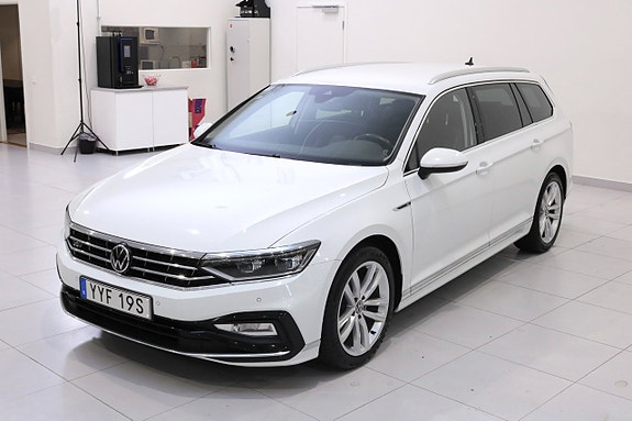 Volkswagen Passat 6 of 30
