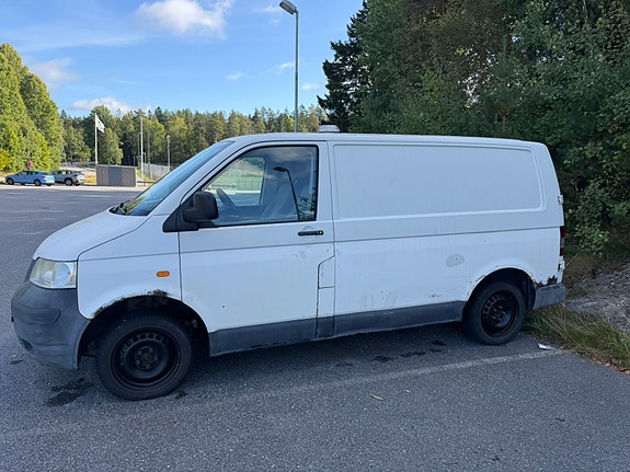 Volkswagen Transporter 2 of 3