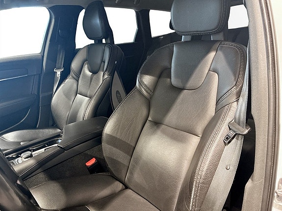 Volvo V90 Cross Country 5 of 26