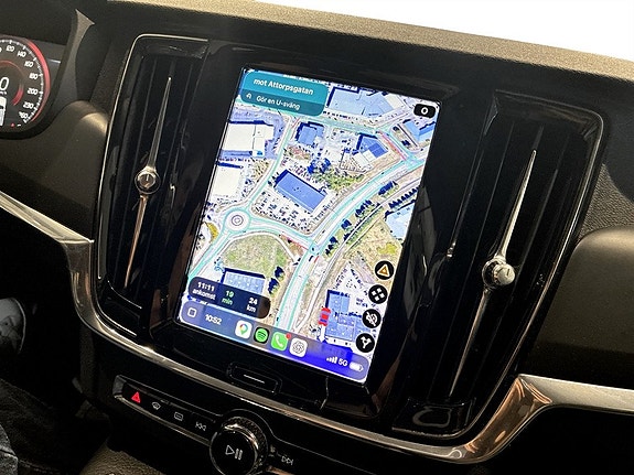 Volvo V90 Cross Country 12 of 26