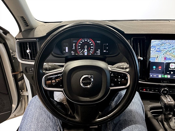 Volvo V90 Cross Country 7 of 26