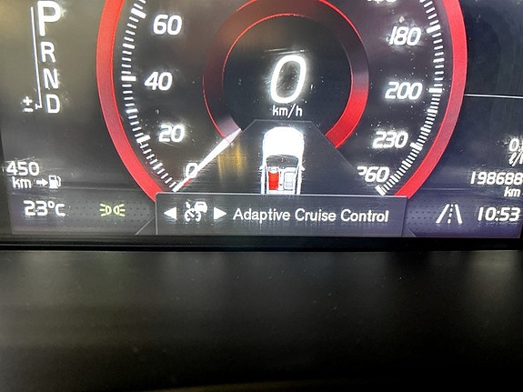 Volvo V90 Cross Country 10 of 26