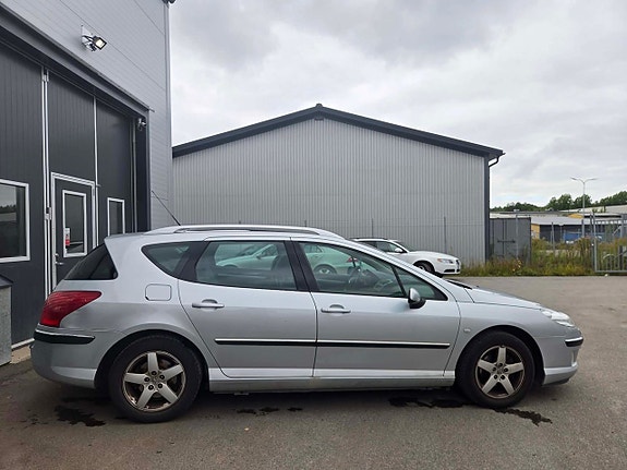 Peugeot 407 3 of 12