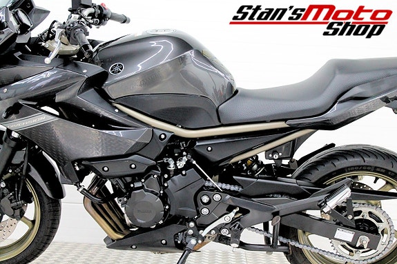 Yamaha XJ6 Diversion F Arrow 13 of 16