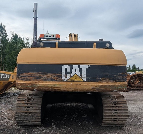 CAT 330B. 13000 h Tandskopa Ompackade cylindrar 34 Ton 5 of 12