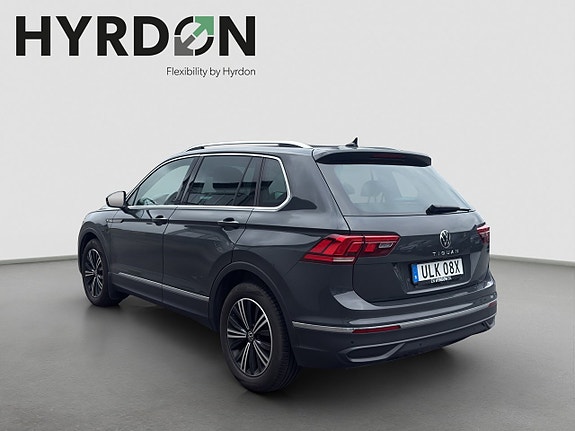 Volkswagen Tiguan 5 of 15