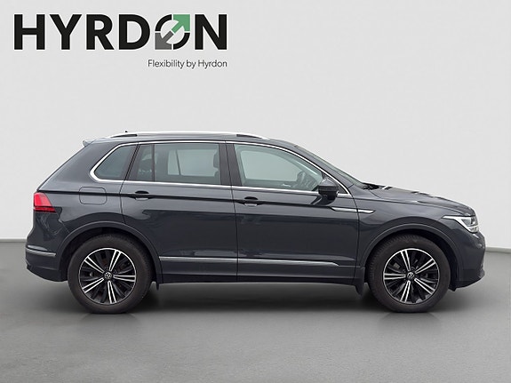 Volkswagen Tiguan 8 of 15