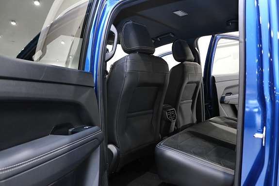 Volkswagen Amarok 16 of 26