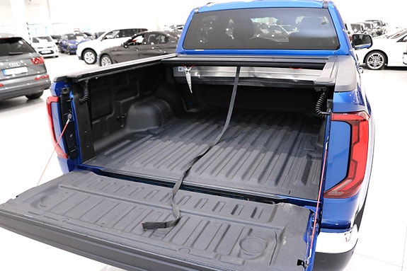 Volkswagen Amarok 8 of 26
