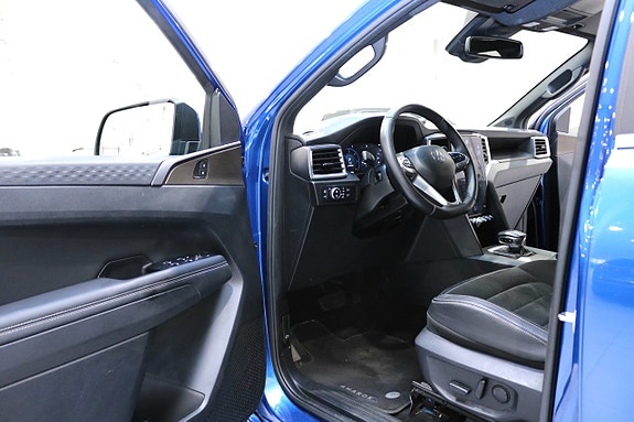 Volkswagen Amarok 11 of 26