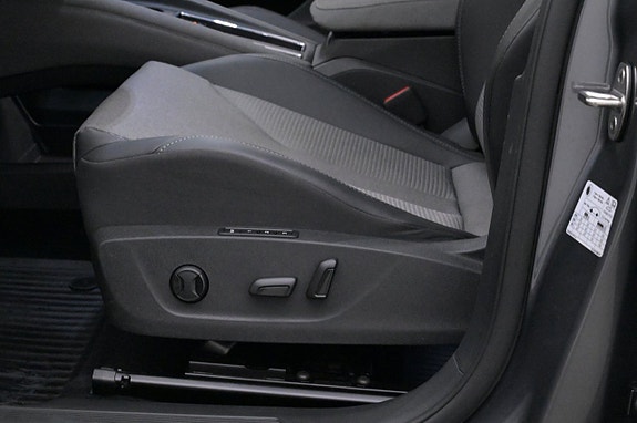 Skoda Enyaq 11 of 27