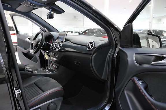 Mercedes-Benz B180 d 12 of 22