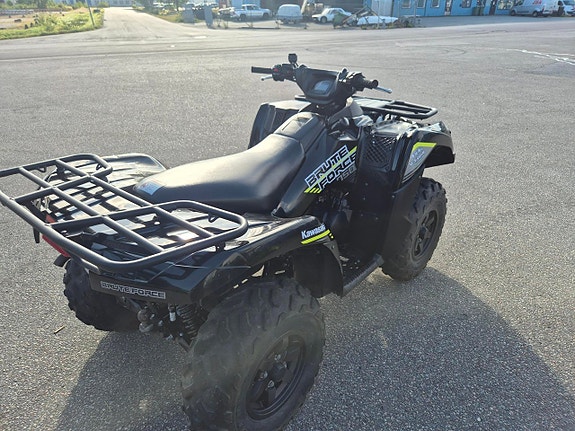 Kawasaki Brute Force 750 4*4 4 of 4