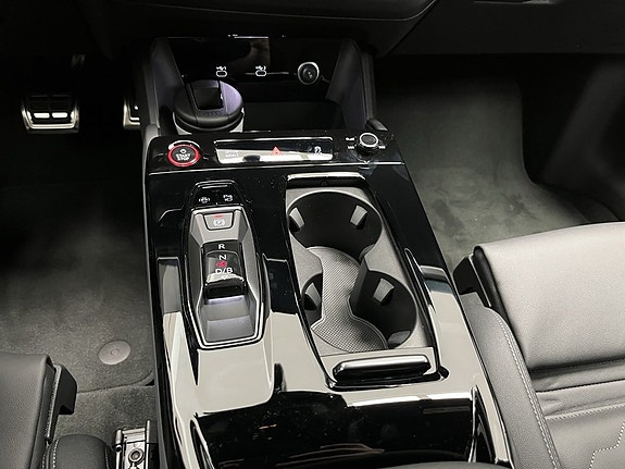 Audi A6 12 of 17
