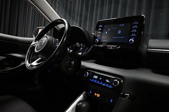 Toyota Yaris 23 of 24