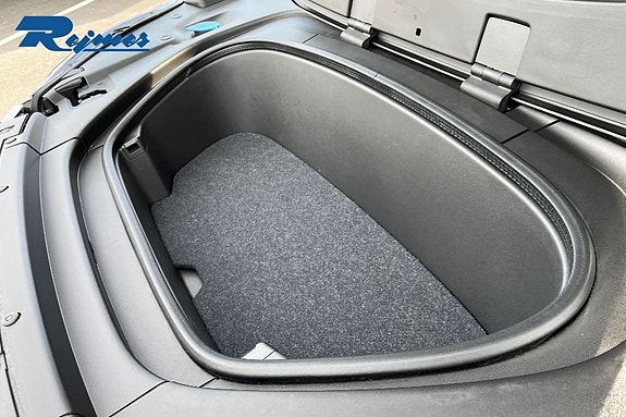 Volvo EX40 21 of 26