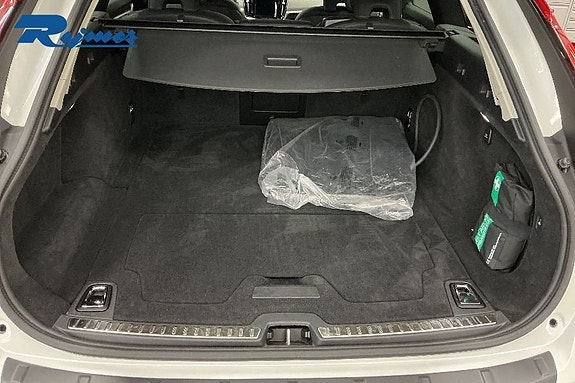 Volvo V90 14 of 18