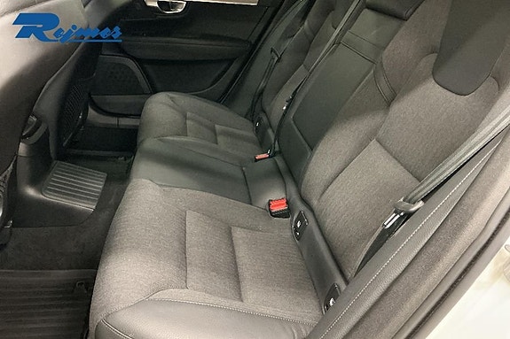 Volvo V90 13 of 18