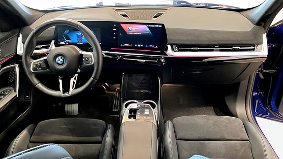 BMW X1 4 of 9