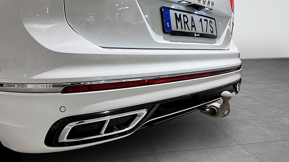Volkswagen Tiguan Allspace 13 of 23