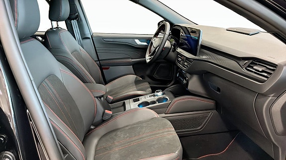 Ford Kuga 3 of 9