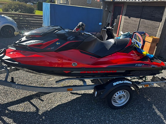 Seadoo RXP-X 300 RS 54h 2 of 4