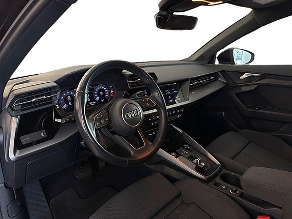 Audi A3 8 of 21
