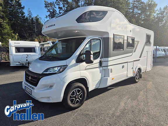 Adria Coral XL 670 SL (Alde/AC/Airtop/Cykelställ mm) 4 of 27