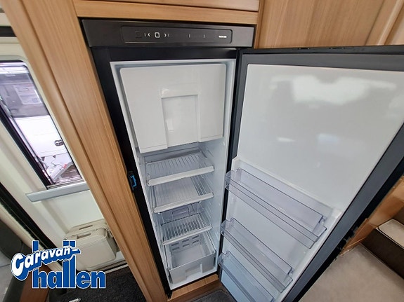 Adria Coral XL 670 SL (Alde/AC/Airtop/Cykelställ mm) 13 of 27