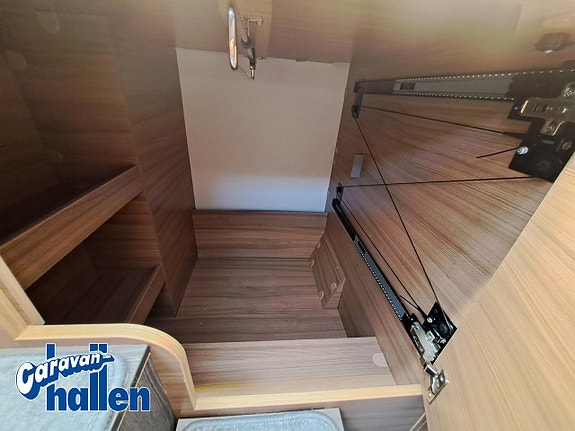 Adria Coral XL 670 SL (Alde/AC/Airtop/Cykelställ mm) 22 of 27